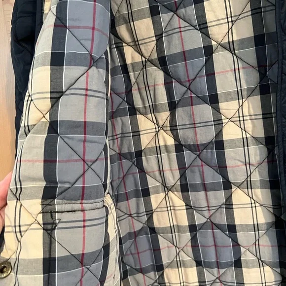 Barbour Black Quilted Puffer Jacket - Picture 4 of 9